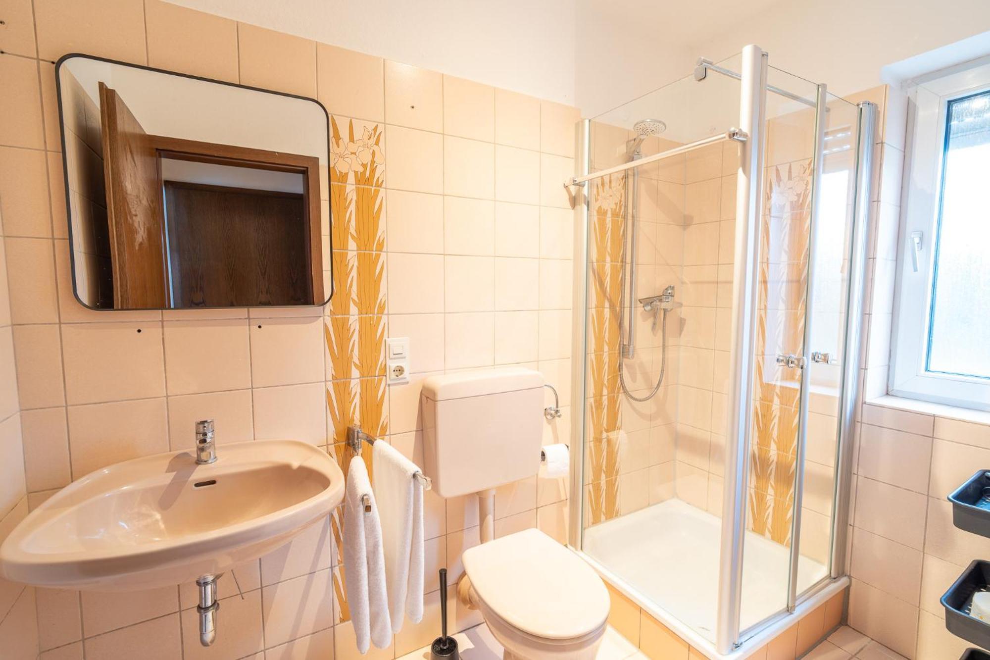 Appartement Metternich Naehe Uni Und Bwzk Koblenz (Rhineland-Palatinate)